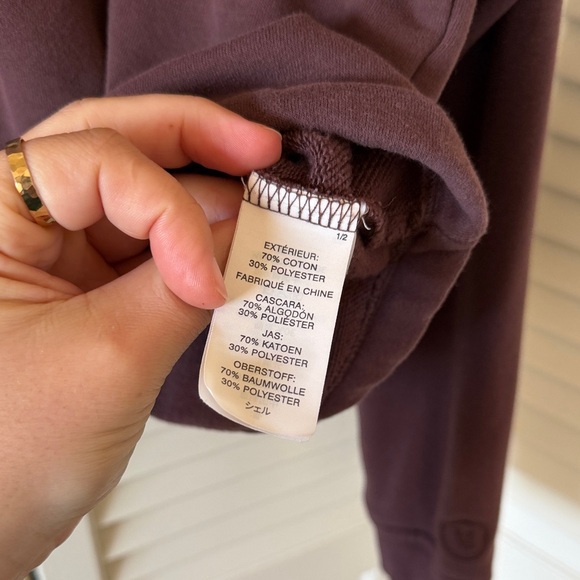 Vuori Women's Maroon Quarter-Zip Top - Picture 8 of 8